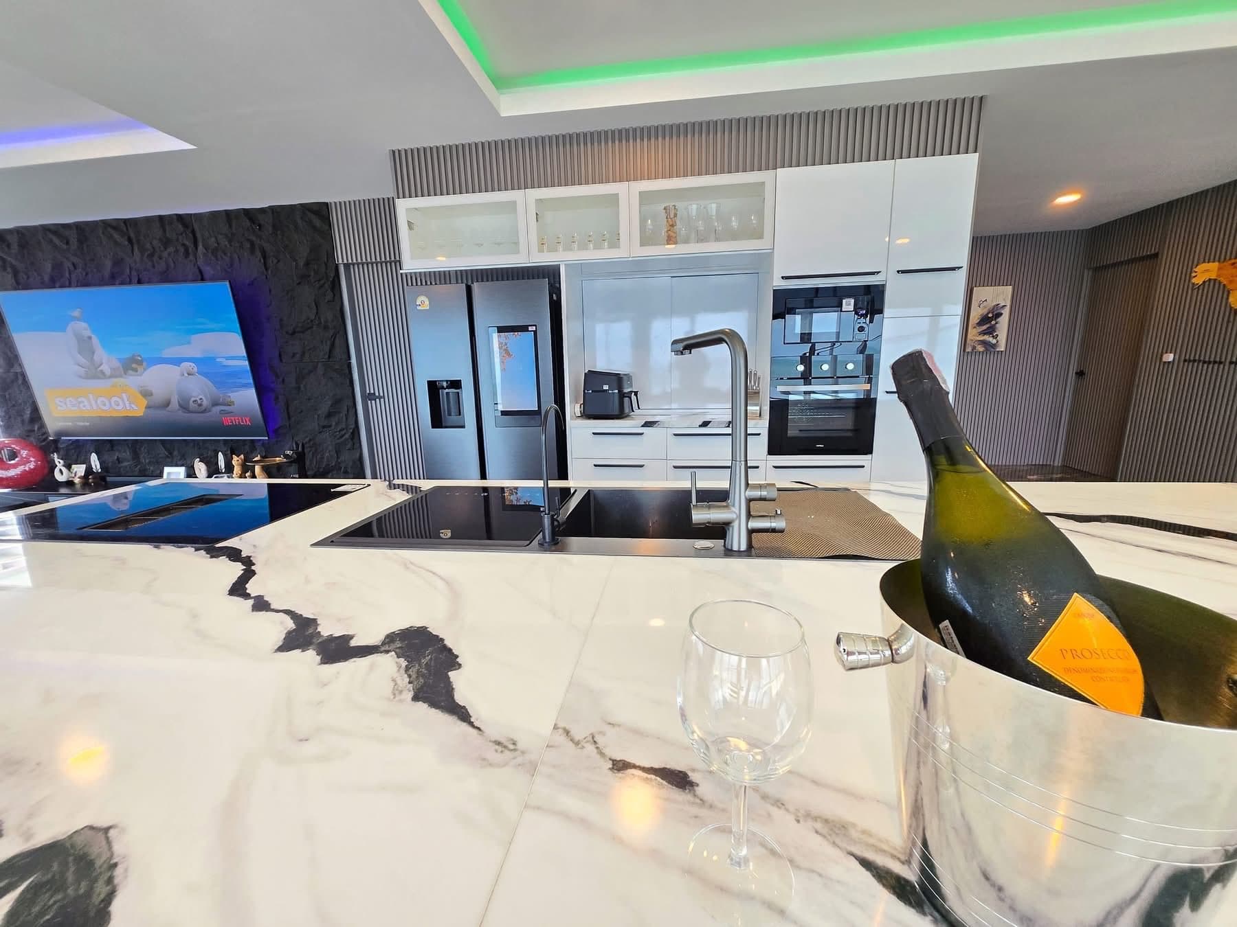 Musselena Condo - Thumbnail 4