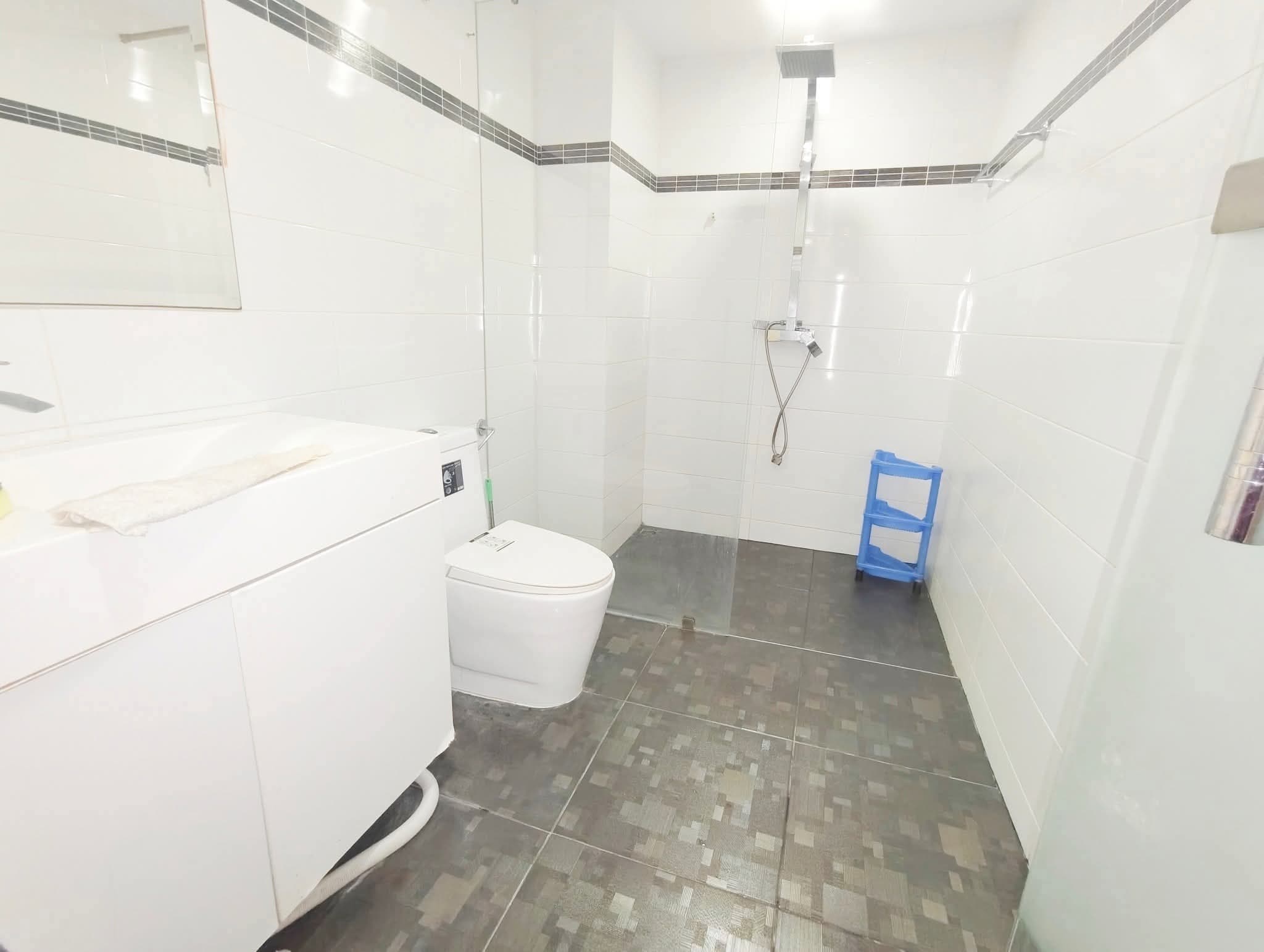 Condo Park Royal 3 Condo - Thumbnail 5